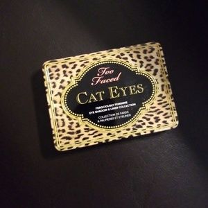 Too faced eyeshadow